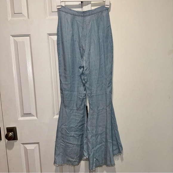 BB Dakota light wash chambray tencel atwell pants wide leg raw hem bellbottom  0 - Picture 8 of 13